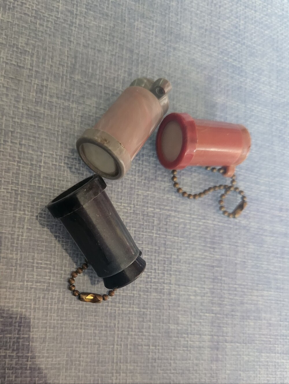 Vintage Peepshow Adult Viewer Novelty Telescope Keychain Nude Risque Dirty Joke